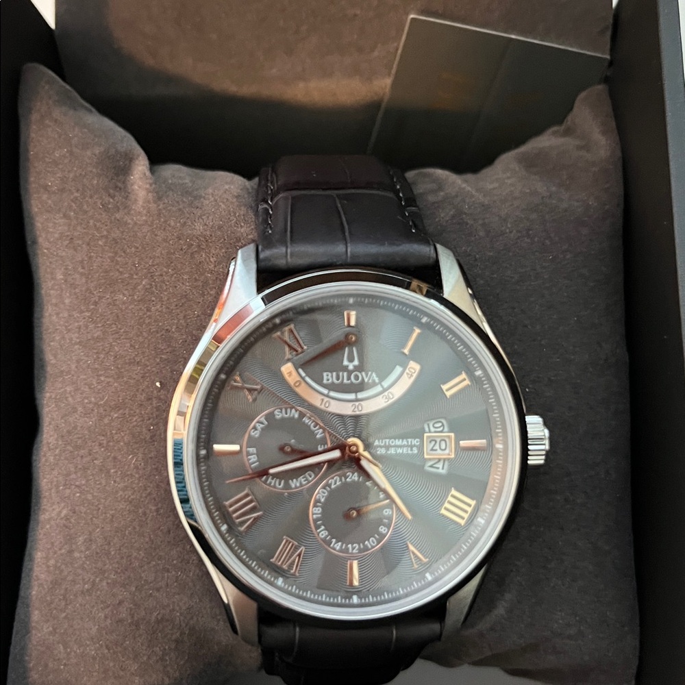 Bulova Silver and Brown men’s watch - Picture 3 of 11